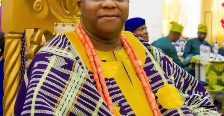 FROM PALACE TO PRISON Royal Mess, Historical Stains