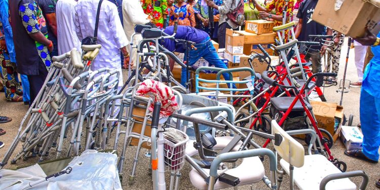 Olufemi Onireti: A Philanthropist Politician Who Gives Without Ceasing