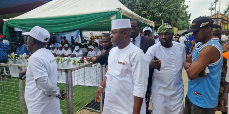 AMOSUN STORMS AKE PAVILLION WITH ORGANIC SUPPORTERS AS PBAT DOOR-TO-DOOR MOVEMENT LAUNCHES IN ABEOKUT